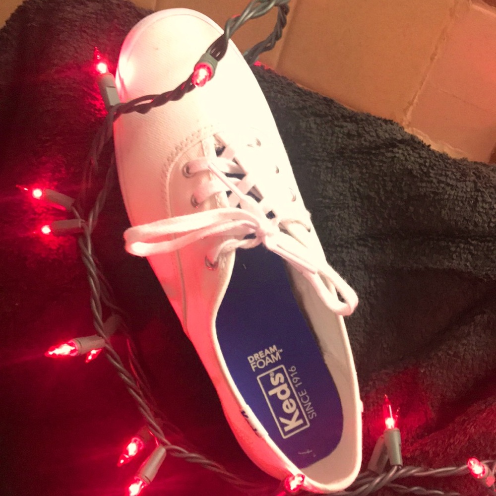 Brand new white keds